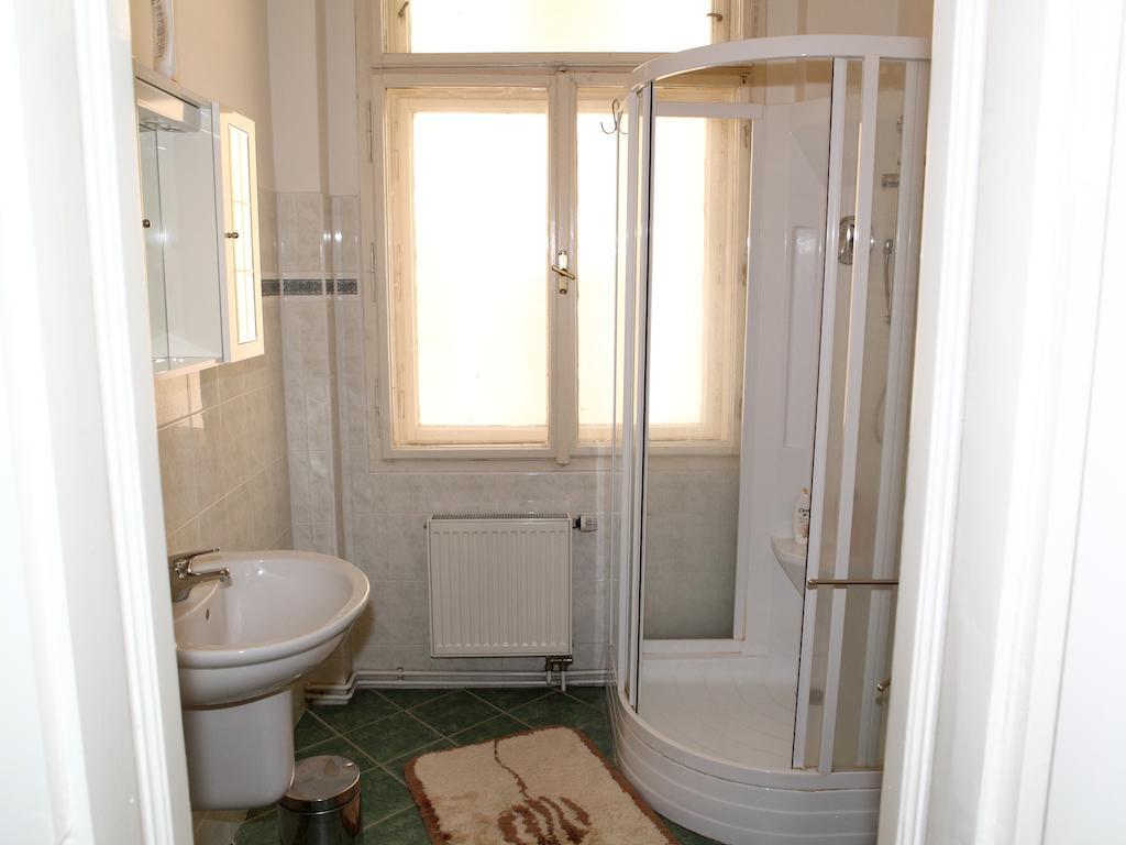 7K - Apartmany Lazenska Karlsbad Exteriör bild