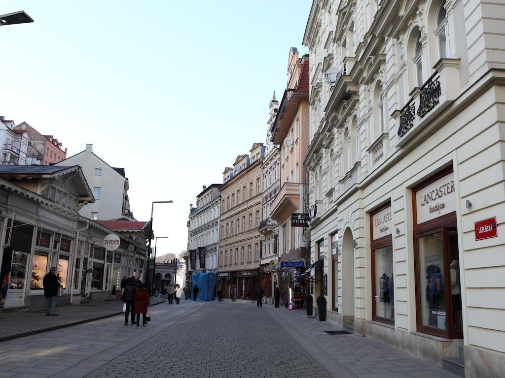 7K - Apartmany Lazenska Karlsbad Exteriör bild