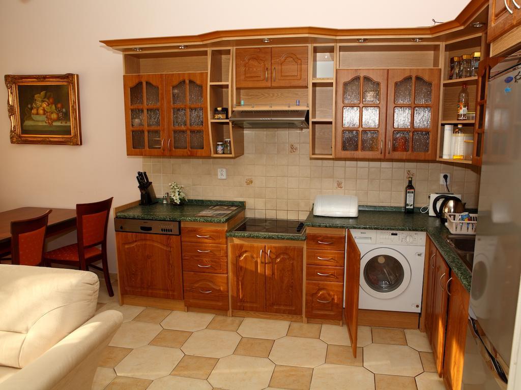 7K - Apartmany Lazenska Karlsbad Exteriör bild