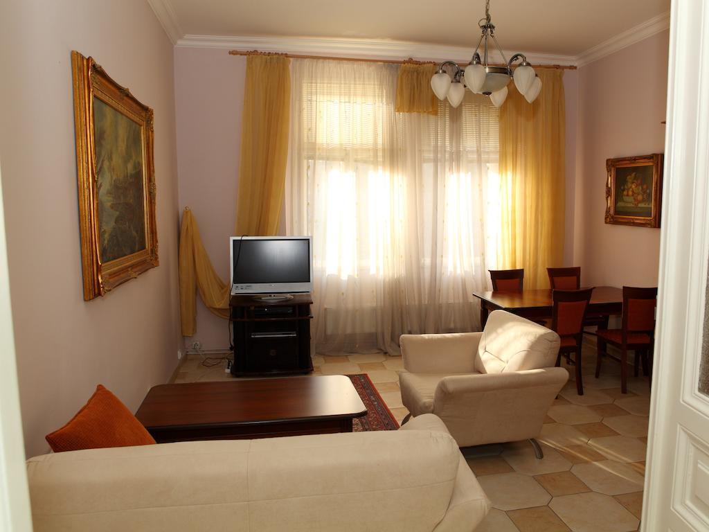 7K - Apartmany Lazenska Karlsbad Rum bild
